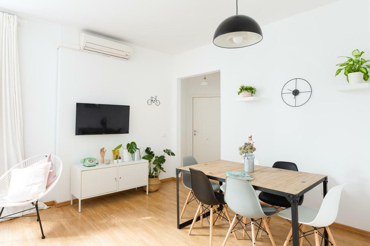 Hola Malaga Centro Historico Apartment Екстериор снимка